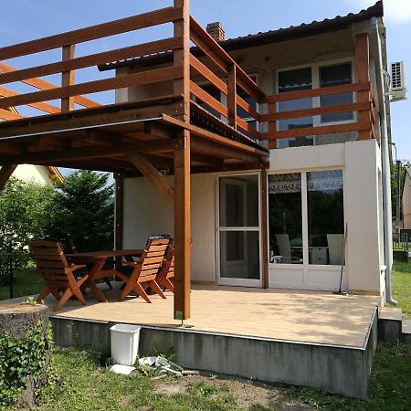 Judit Apartman ボニャルツバシュ エクステリア 写真